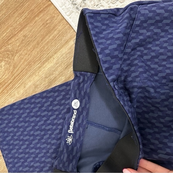 Betabrand Two Pockets Boot Cut Pants Casual Navy Printed Size XXL Petite Women’s - Picture 8 of 11